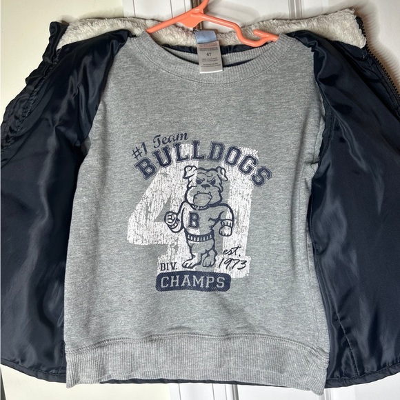 Little Lad Puffer Vest 4T and Cherokee Sweatshirt 5T - Picture 2 of 7